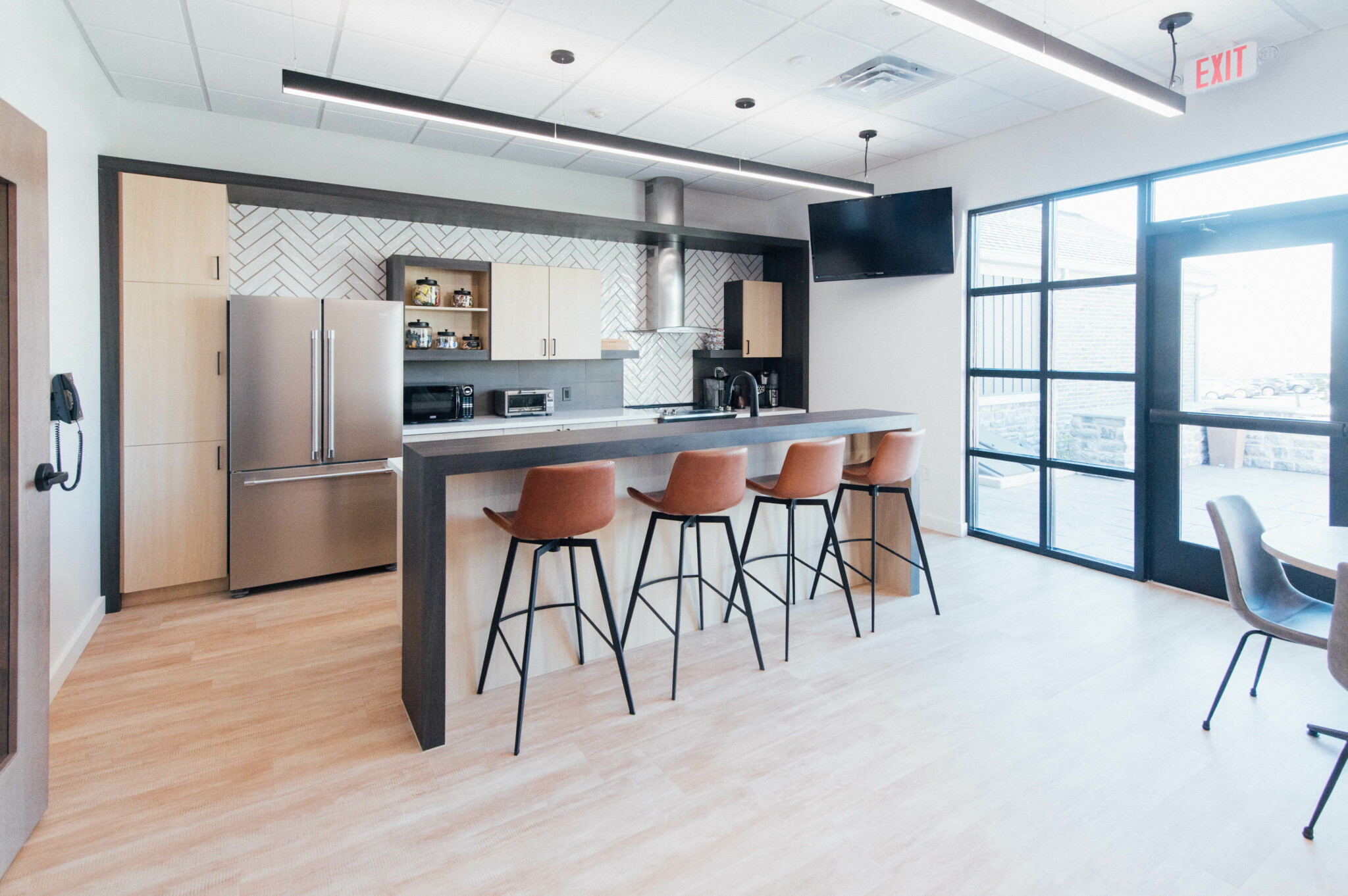 Financial Services Office Renovation - KD3 Design Studio